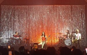 Read more about the article Wolf Alice Menyapu Rindu Jakarta untuk Pertama Kalinya