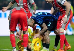 Read more about the article Suporter Inter Milan Lempar Petasan ke Arah Emil Audero, Akhirnya Sampaikan Permintaan Maaf